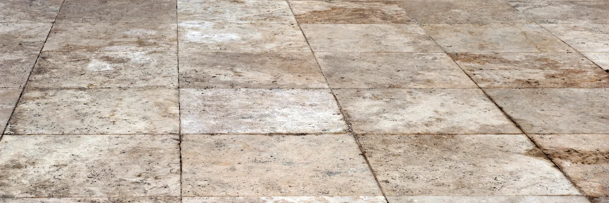 Revestimento de Pisos em Mármore Travertino | Marmoraria Evereste - Marmoraria em Paulínia